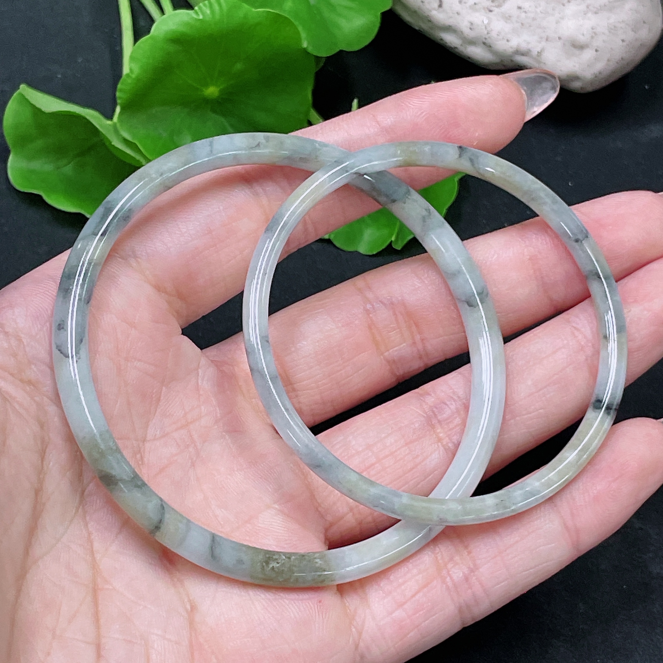 F34983451 Jadeite Round Bangle Sell as a Lot Size 50.8/58.3
