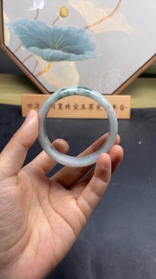 F13452026 Jadeite Regular Bangle 54.8 Circle Size