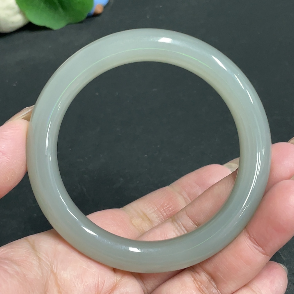 H30550949 Hetian Jade Round Bracelet Size 57.8 Total Weight Approx. 52.9g