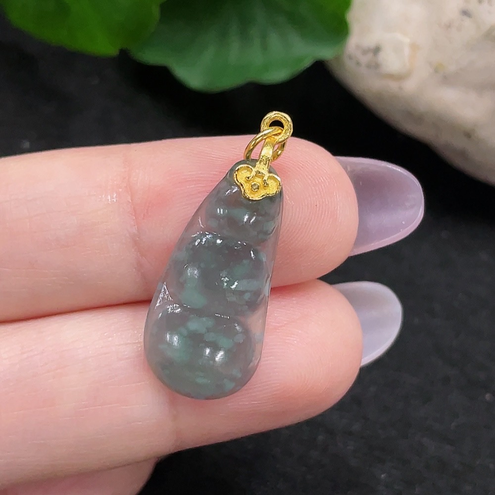 F34965485 Jadeite Blessing Bean Pendant Total Weight Approx. 1.5g (Non-gold Inlaid)