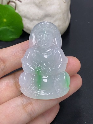 F46552153 翡翠观音挂件 货品总重量约14.7克