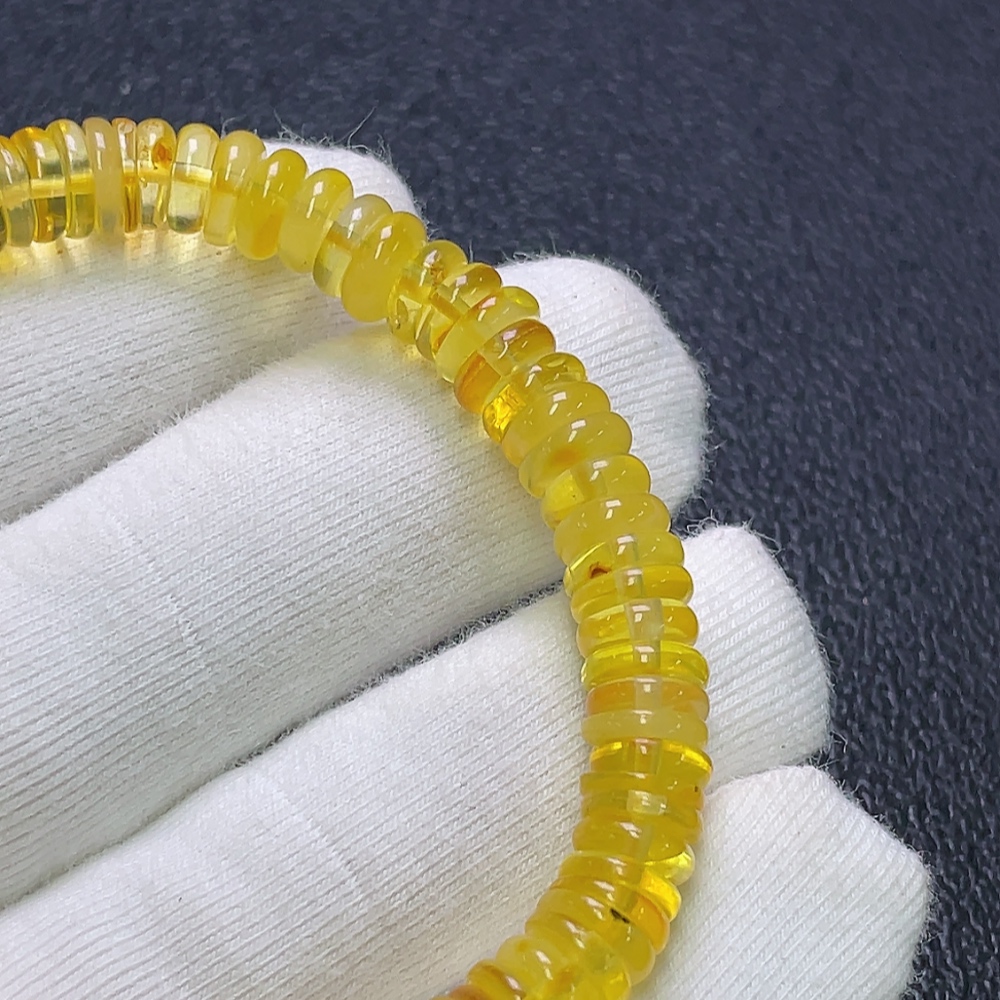 C30509778 Amber Beeswax Bracelet, Total Weight Approx. 7.12g, Size Approx. 7.2mm