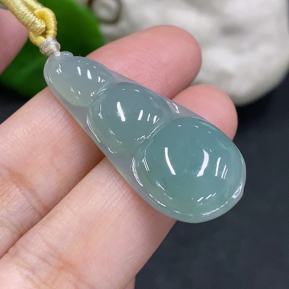 F34000060 Jadeite Pendant Bean with Cord Total Weight Approx. 8.13g