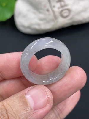 F41913893 翡翠指环 货品总重约5.5g 20圈口