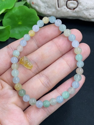 F46514936 翡翠手串  18k 黄色颜色成因未定  货品总重约10.1g  卡5.5mm左右