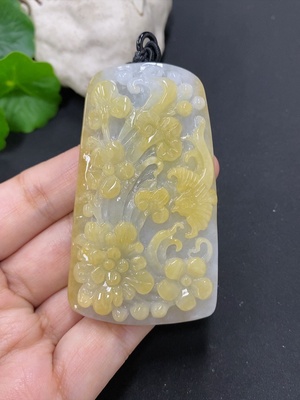 F42955718 翡翠花开富贵挂件 货品含绳总重约77.8克