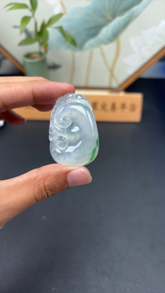 F34003280 Jadeite Ruyi Pendant Total Weight Approx.14g