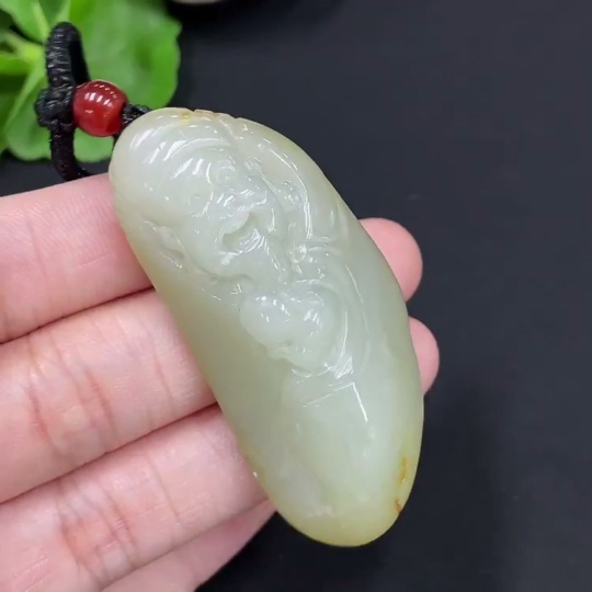 H29412554 Hetian Jade Seed Material Pendant - God of Wealth, Undetermined Skin Color Cause, Total Weight (including rope) approx. 33.1g