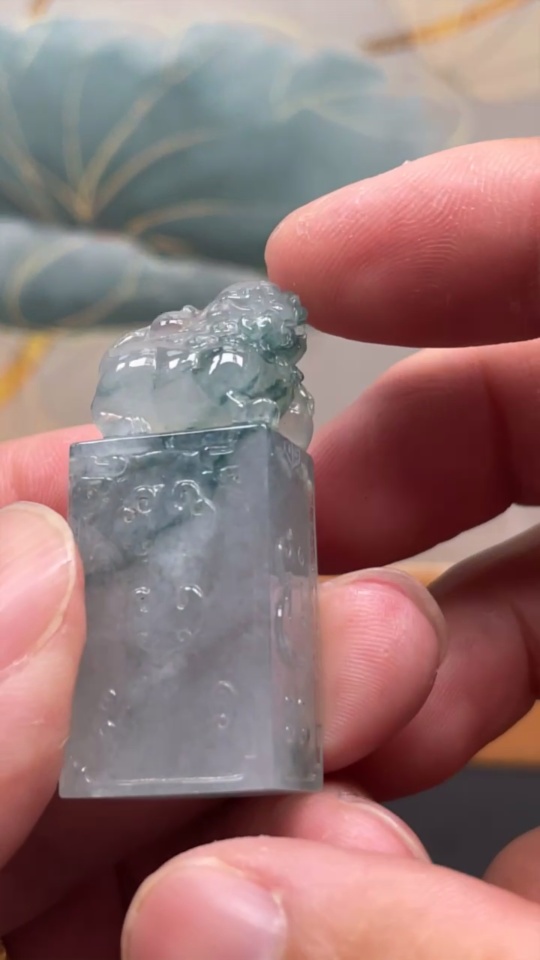 F31627100 Jadeite Pi Xiu Seal Total Weight about 27g