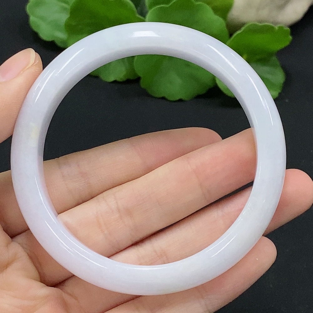 F33927565 Jadeite Round Bangle Size 56.1 Total Weight Approx. 48.47g