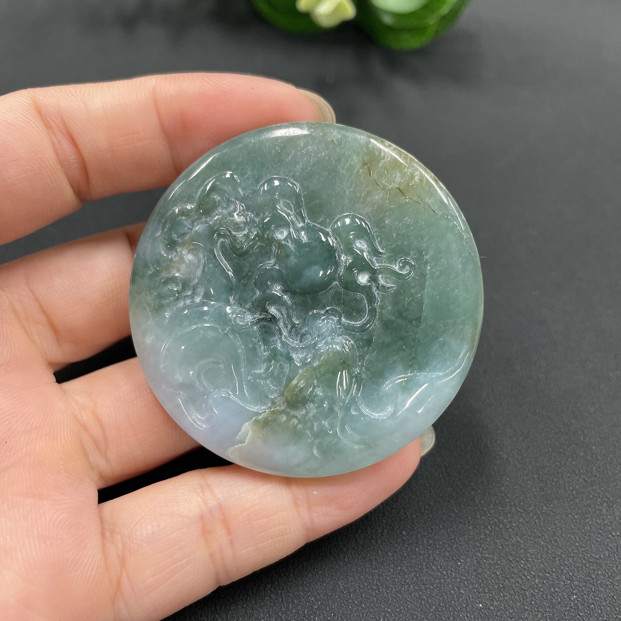 F10005432 Jadeite Pendant