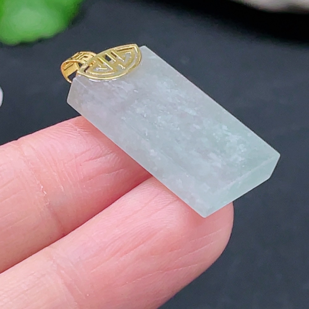 F25848545 Jadeite Plain Pendant in 18K Gold Total Weight Approx. 5.57g