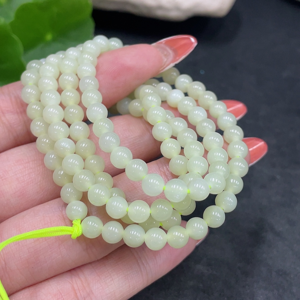 H34016224 Hetian Jade Bead Necklace Approx. 4.8mm Total Weight Approx. 22.5g
