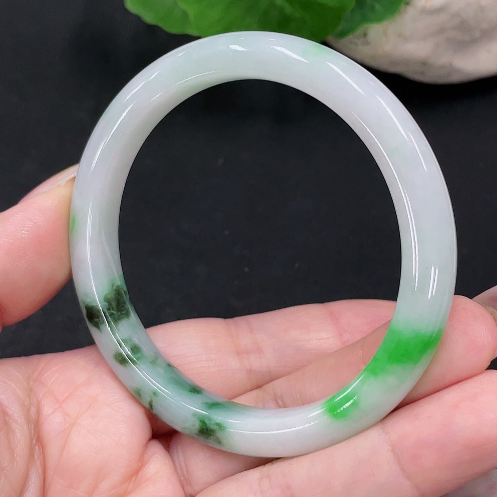 F34033384 Jadeite round bracelet, size 54.2, total weight approximately 32.3g