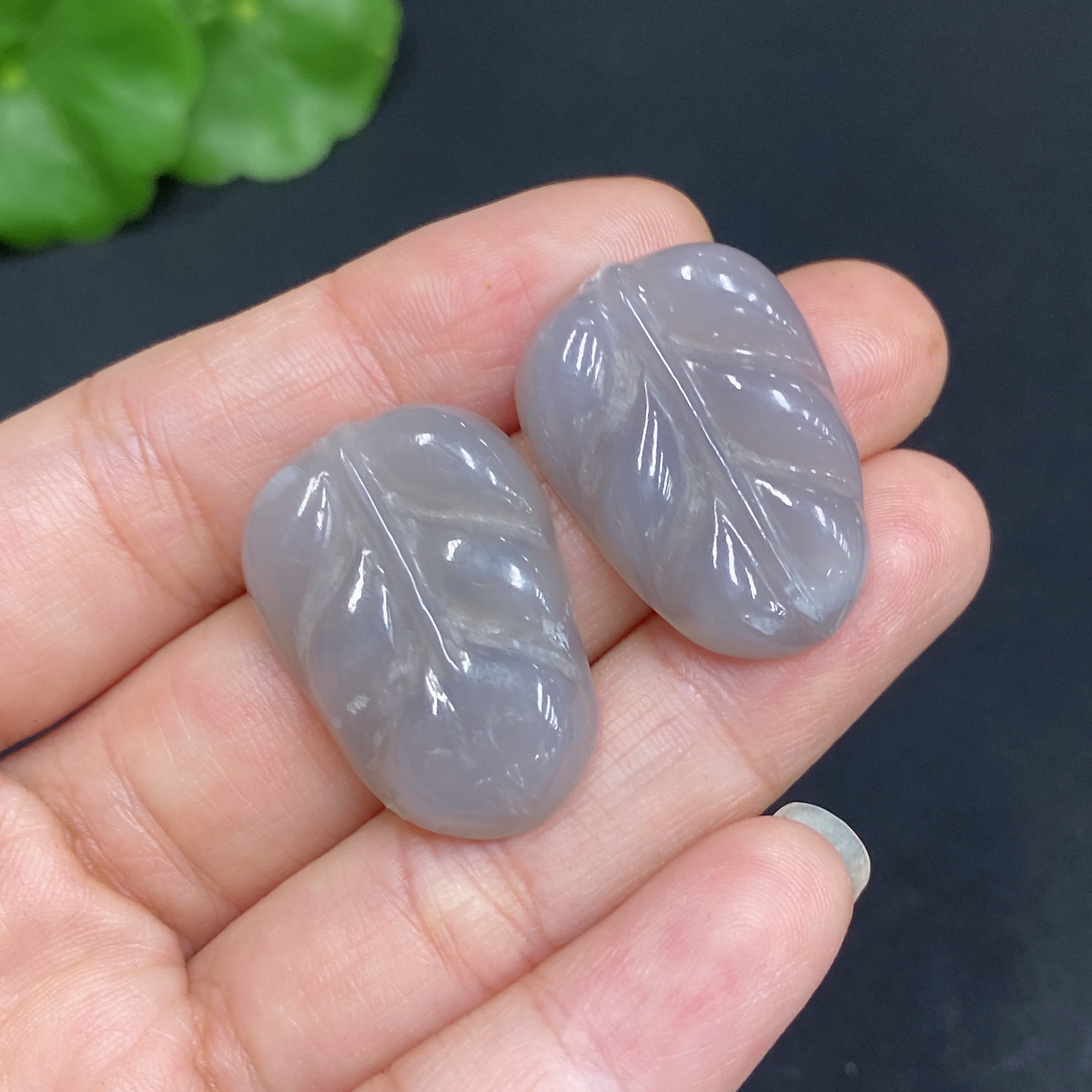 H34985634 Hetian Jade Pendant Leaf Total Weight Approx. 9.3g
