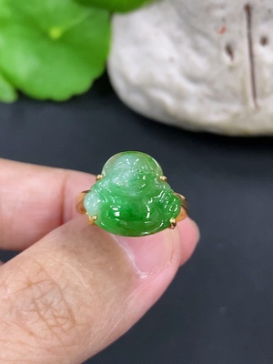F46597314 翡翠佛公镶嵌戒指 18k金镶  11圈口 货品总重约2.58g
