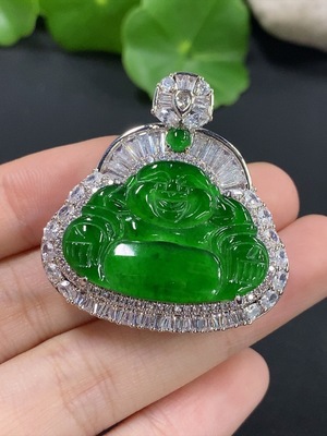 F42968625 翡翠佛公镶嵌吊坠 非金镶 货品总重约17.36g