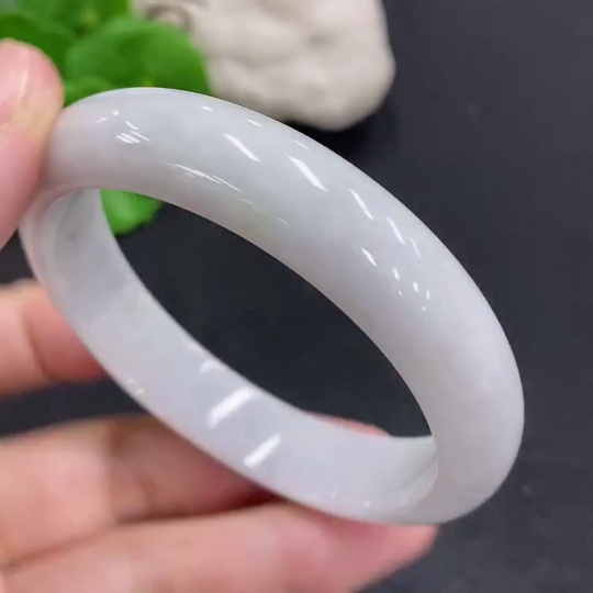 F30569763 Jadeite Round Bangle, Size 56.2, Total Weight Approximately 49.4g