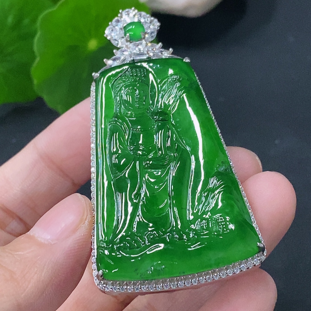 F31614774 Jadeite inlaid Guanyin pendant non-gold total weight about 18.5g