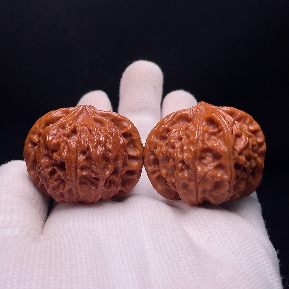 W34988725 Three-ridged Walnut, Total Weight Approx. 36.9g, Size About 39.7mm