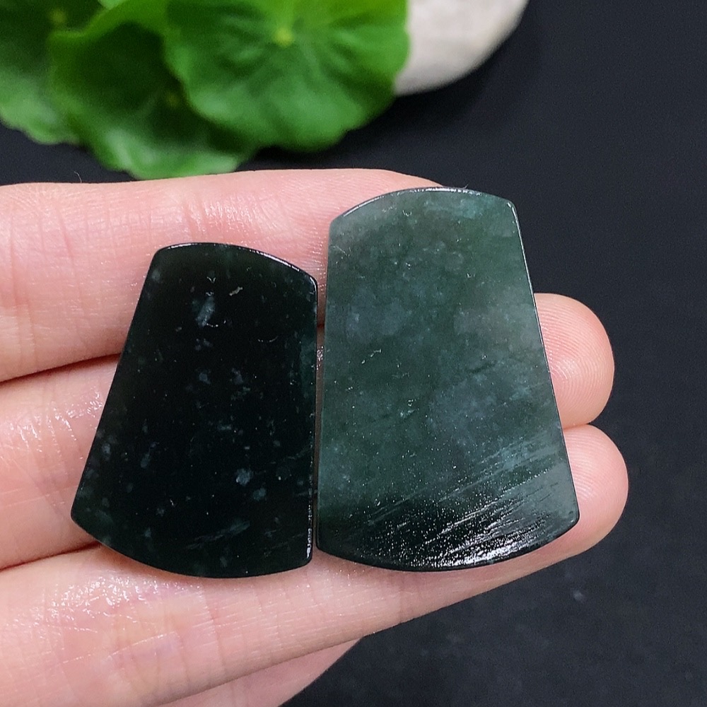 F32722976 Jadeite Plain Pendant Sell as a Lot
