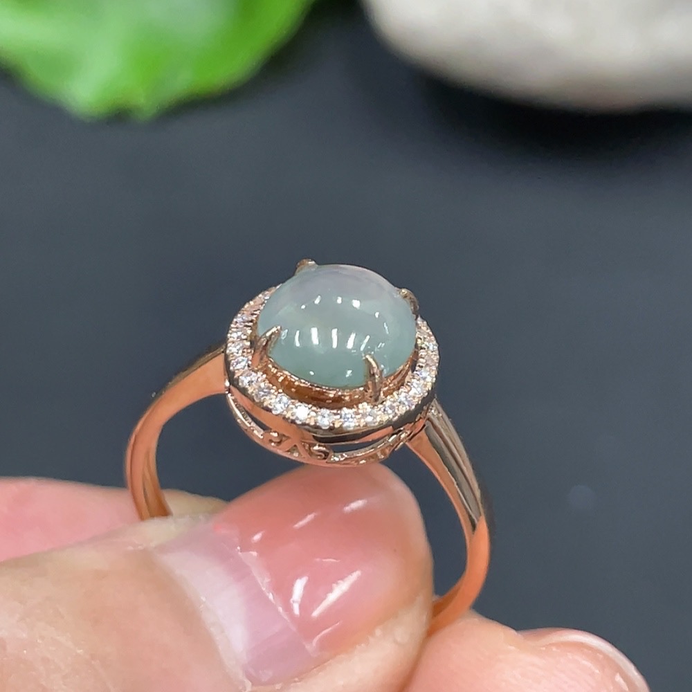 F20283843 Jadeite Cabochon Ring with 18K Gold Setting, Size 12, Total Weight Approx. 1.69g