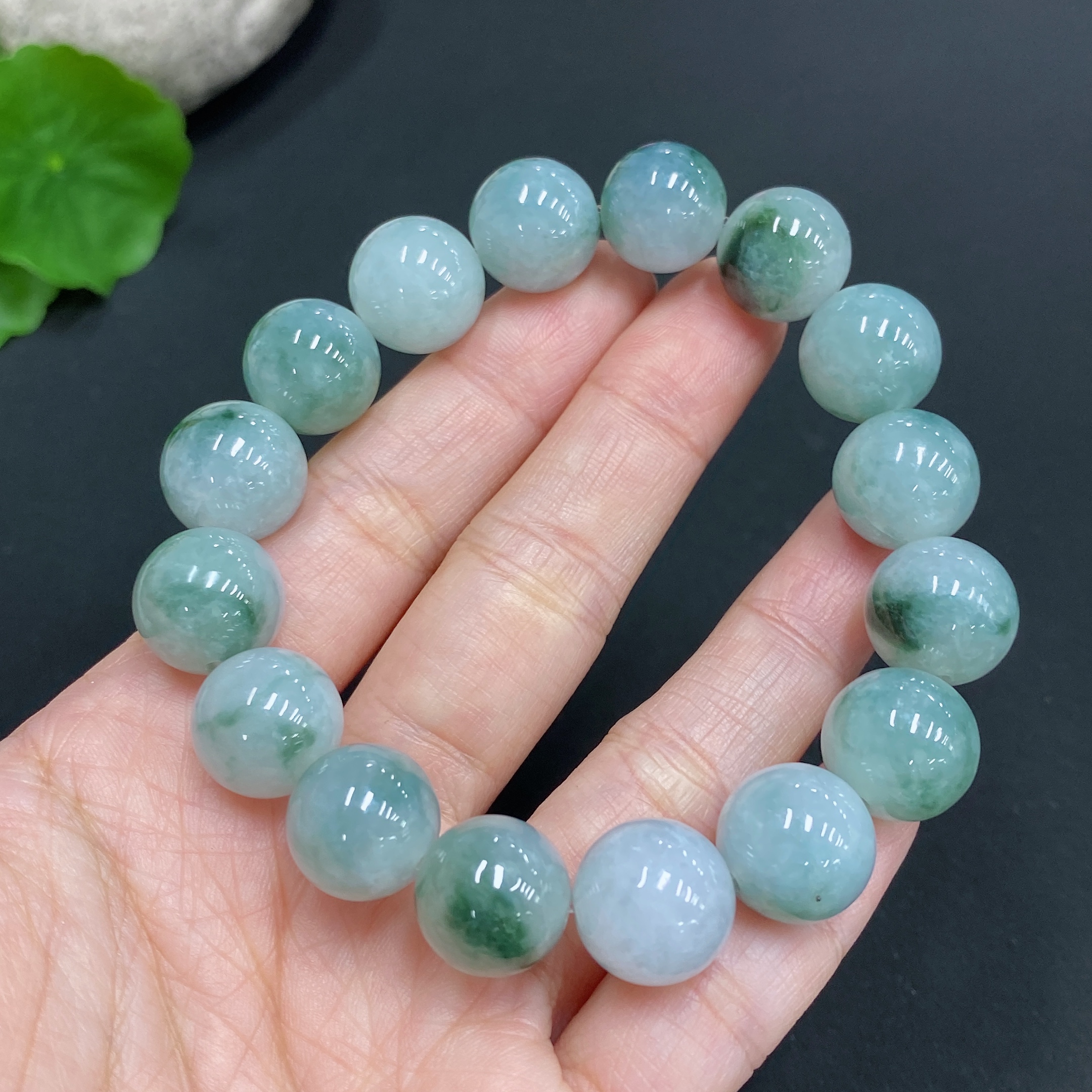 F21326642 Jadeite Bracelet    Approx. 12.5mm    Total Weight 54.604g