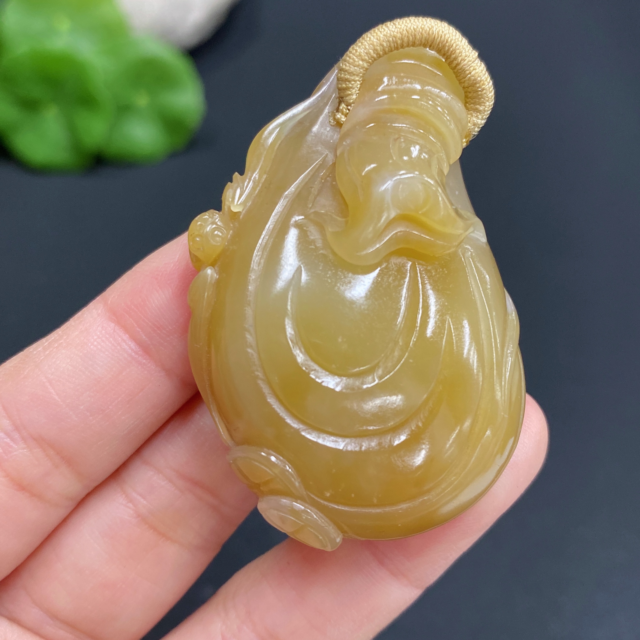H27126916 Hetian Jade Pendant    Lucky Bag   Total Weight: Approx. 36.6g