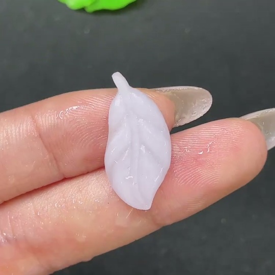 F35137803 Jadeite pendant rough leaf total weight about 1.73g