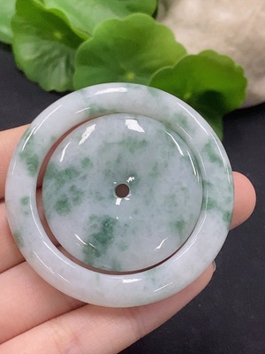 F35133203 Jadeite Mother-and-Child Toggle Pendant Total Weight Approx. 31.1g