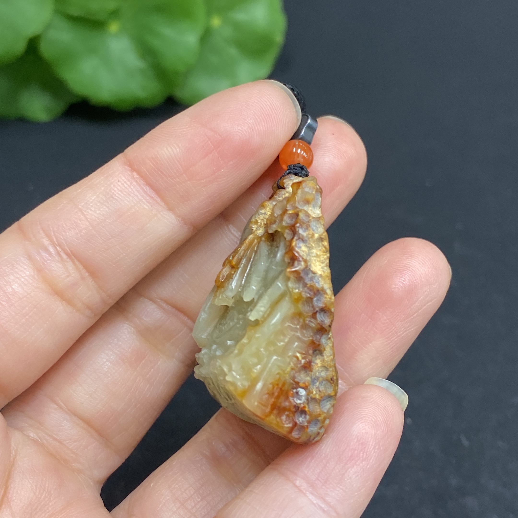 H33880136 Hetian Jade Pendant, Antique-style Piece, Total Weight (Including String) Approx. 19.1g, Undetermined Skin Color Origin