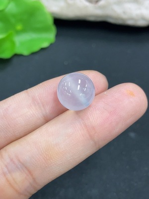 F46562535 翡翠珠子 卡11.5mm左右 货品总重约2.67g