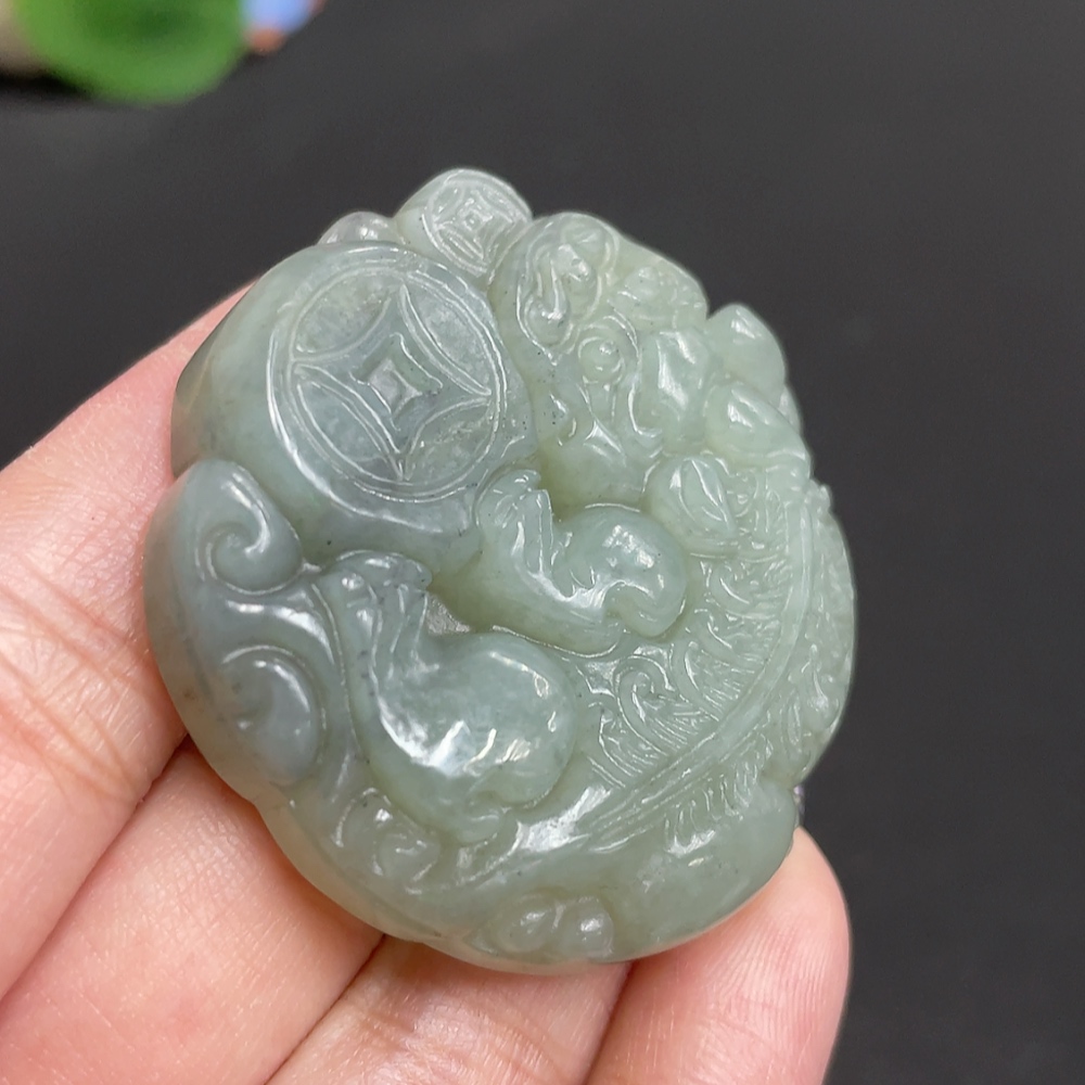 H33864335 Hetian Jade Pendant Auspicious Beast Total Weight Approx. 43.3g