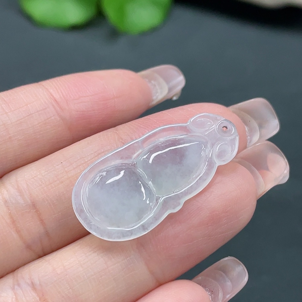 F20291770 Jadeite Gourd Pendant Total Weight 3.293g