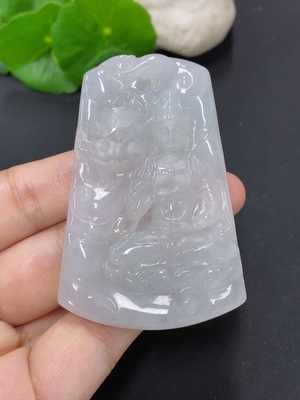 F46595379 翡翠文殊菩萨挂件 货品总重量约34克