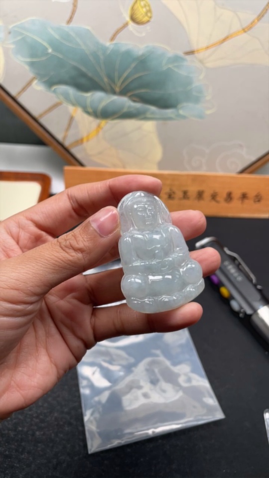 F33856721 Jadeite Guanyin Pendant Total Weight Approx. 20.6g