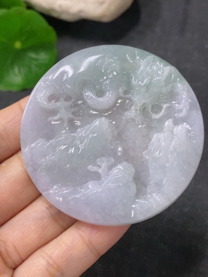 F34031289 翡翠挂件龙行天下 货品总约重34.45g
