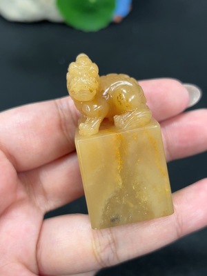 H42056771 寿山石瑞兽印章 货品总重约60.2g