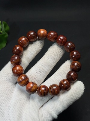 W41840715 黄花梨手串 货品总重约14.9g 卡12.2mm左右