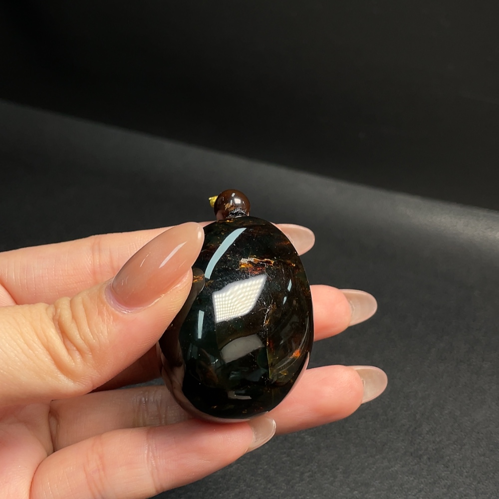 C31619792 Amber and Beeswax Pendant, Total Weight Approx. 27.15g Including Rope