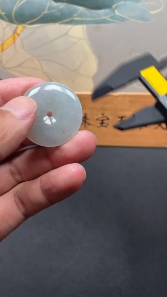 F31593097 Jadeite Safety Buckle Pendant Total Weight Approximately 10.9g