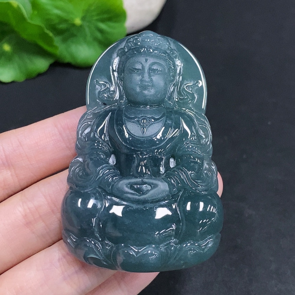 F34968171 Jadeite Guanyin Pendant Total Weight Approximately 53.3 Grams