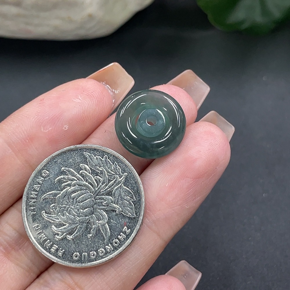 F12374952 Jadeite Mother-and-Son Button Pendant