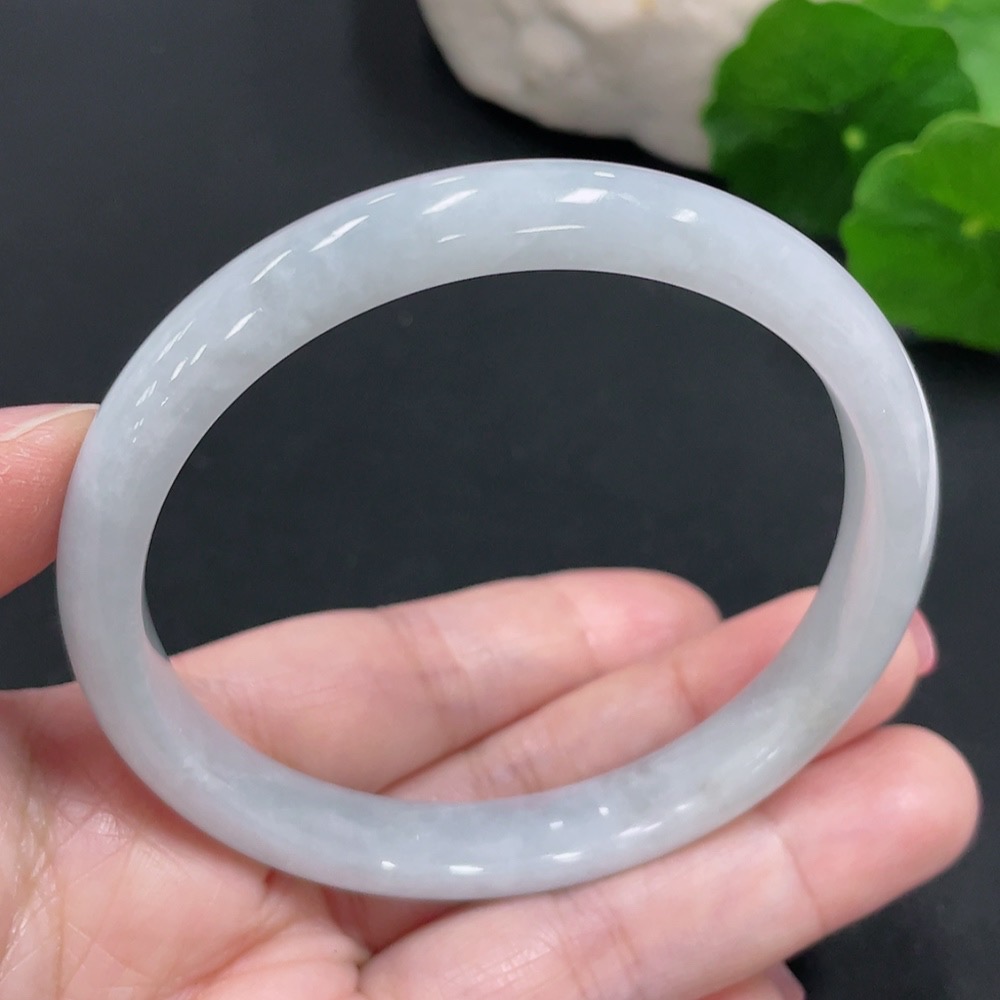 F25904847 Jadeite Round Bracelet, 59.4 Inner Diameter, Total Weight Approx. 35.4g