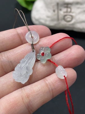 F35081192 Jadeite Pendant Bracelet Sell as a Lot