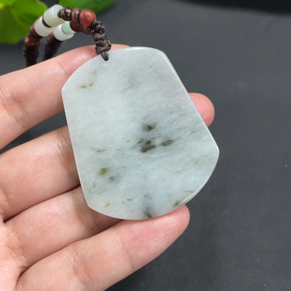 F06331986 Jadeite Pendant