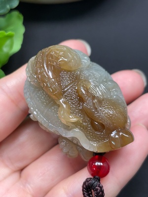 H45424198 和田玉龙龟挂件 总重约69.62g 含绳