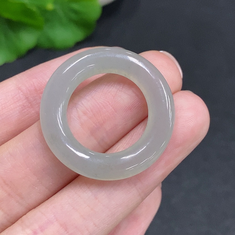 F34002374 Jadeite Donut Pendant Total Weight About 4.5g