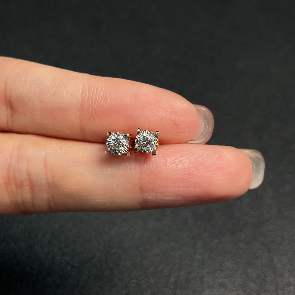 Z36241455 18K Diamond Earrings Total Weight Approx. 1.13g Mark: D0.14ct/D0.14ct