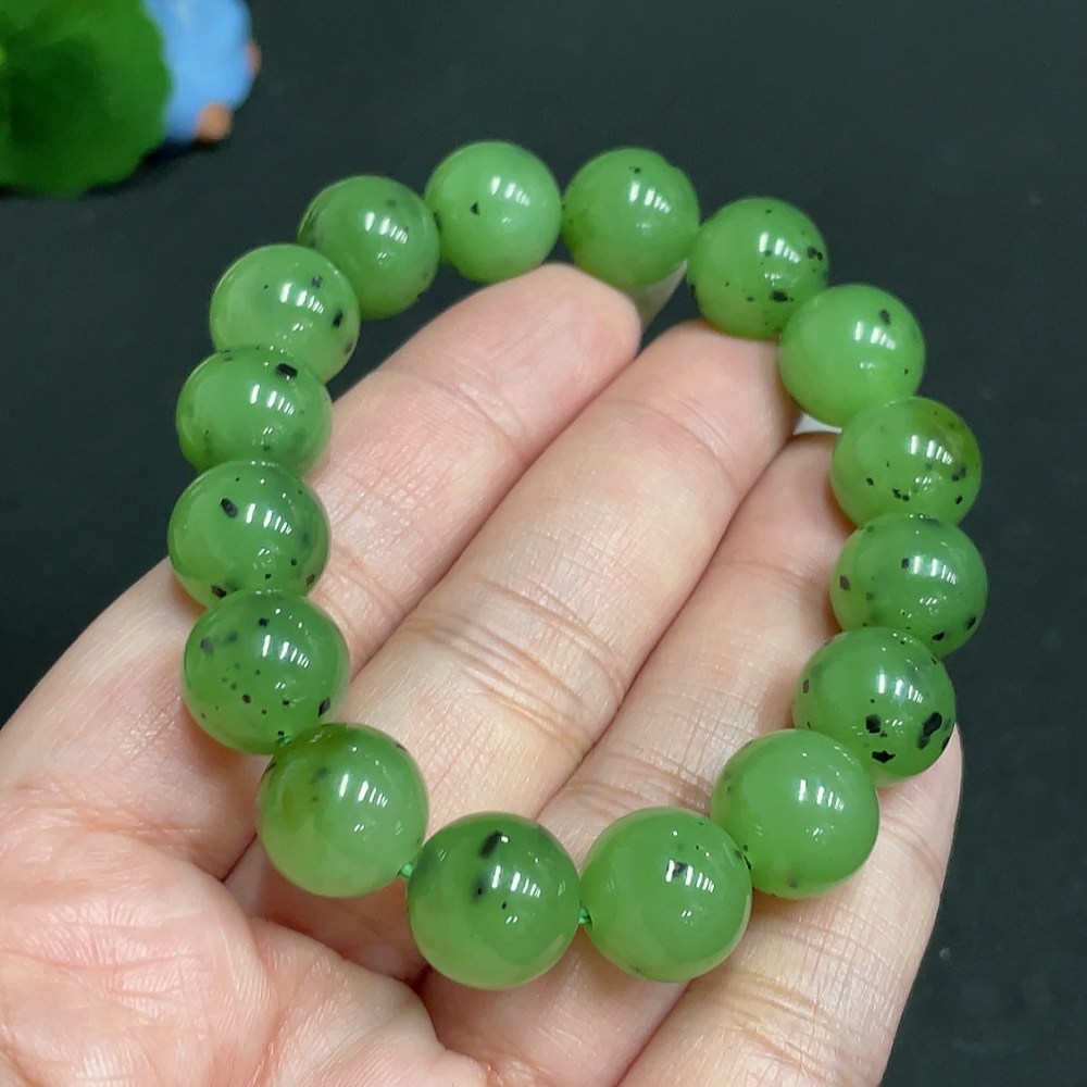 H27162211 Hetian Jade Bracelet   Approx. 11.7 mm   Total Weight Approx. 44.1g